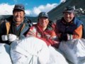 日本登山家率队7年捡近9吨珠峰垃圾(图)
