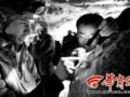 中美联合科考队张关溶洞“找水”(图)