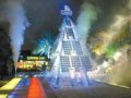 台湾首创太阳能圣诞树 白天吸能量夜晚放光芒