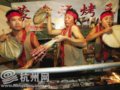 赴黄龙体育中心“赶集”