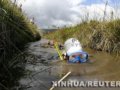 英国小镇世界沼泽潜水大赛