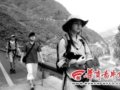 美女徒步1000公里26天穿鄂渝(组图)