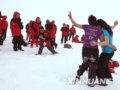 [图文]中国大学生北极考察团进行徒步冰川考察