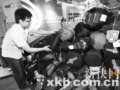 中山驴友亲历地震 广州驴友自发捐赠帐篷支援灾区