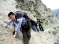 徒步穿越“死亡之路” 别样的端午