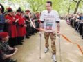 英国伤兵双腿瘫痪13天“跑”完马拉松(图)