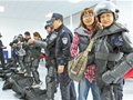 宁波户外爱好者受邀当一天特警 体验实弹射击