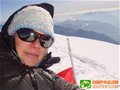 英国女登山家欲挑战驾滑翔伞飞越珠穆朗玛峰