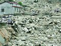新疆和静县发生泥石流 37名驴友被困3人已遇难