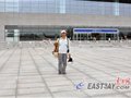 一人一车千里单骑走京沪 摩托车迷提前感受高铁魅力(图)