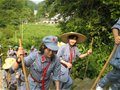 北京外国语大学张汶：有路不忘无路苦 重走朱毛挑粮路