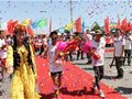 跨越黄沙征服戈壁 林义杰率领探索团队进入中国