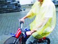 “迷你摩托” 现身扬城，骑着拉风隐患不小