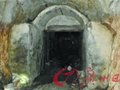 户外运动爱好者无意中发现神秘坑道(图)