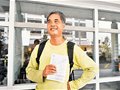 港男子爬山堕山崖被困通宵 消防员摸黑救援