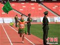太原国际马拉松现“低碳达人” 曾穿越丝绸之路