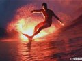 水火交融极限运动 震撼的火焰上冲浪[组图]