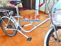 69岁老人发明踏板式自行车 没车链能省力一半(图文)