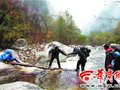 秦岭走失驴友找到 1人为曾失踪22天归来驴友踏雪