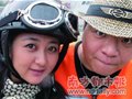 美女有胆量，怀孕6个月时还玩哈雷
