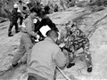 北京三区县46名旅行者野外登山被困