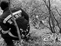 58岁驴友坠山 幸被小树挡住了(图)