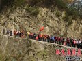 情满巴拉河苗寨 背包族驴友圣诞篝火狂欢
