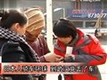 日本男子骑车环游世界 行至武汉车辆丢失