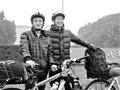 两研究生骑行18市到南京 每人仅花千元
