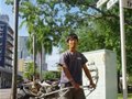 日本男青年携手拉车徒步横穿三大陆