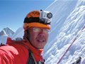 登山者严冬冬遇难 同伴多次施救未果
