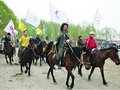 3神人3年骑行16000里 从北京骑马到伦敦看奥运