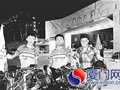 三名准大学生南京骑行到厦门