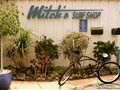 店主上高中时创业 Mitch’s冲浪用品店