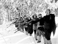 九位花甲老人 徒步15公里挑战冰雪极寒