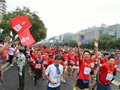2016北京马拉松 华夏幸福激情开跑