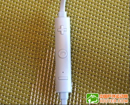 颜值高音质好 轻聆K80蓝牙耳机评测 